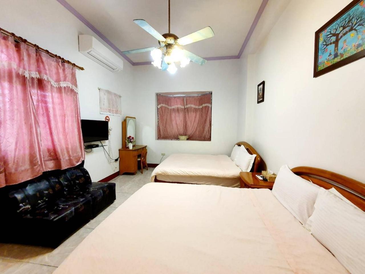 Yilan Xiang Feng Homestay 우지에 외부 사진