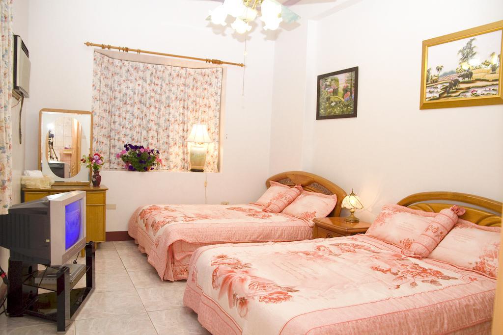 Yilan Xiang Feng Homestay 우지에 객실 사진