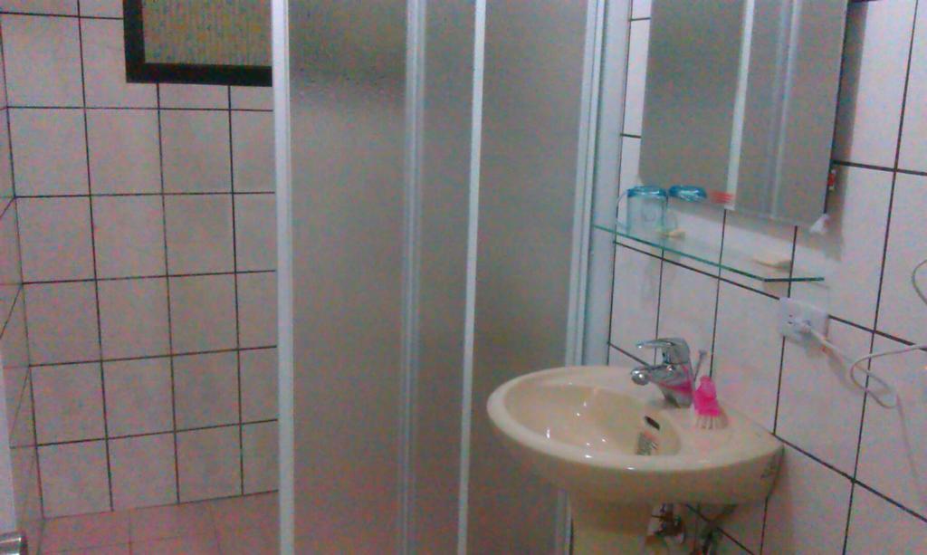 Yilan Xiang Feng Homestay 우지에 외부 사진