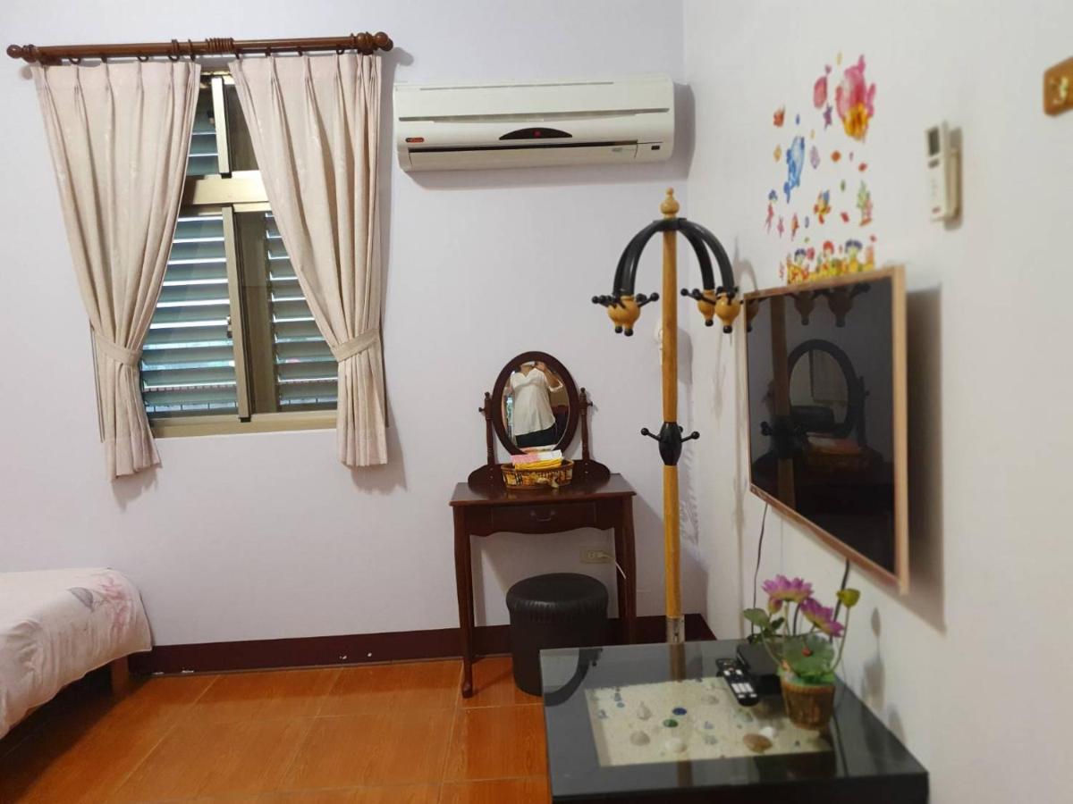 Yilan Xiang Feng Homestay 우지에 외부 사진